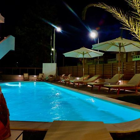 לימנאס Essentia Vita Comfy Suites מראה חיצוני תמונה