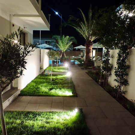 לימנאס Essentia Vita Comfy Suites מראה חיצוני תמונה