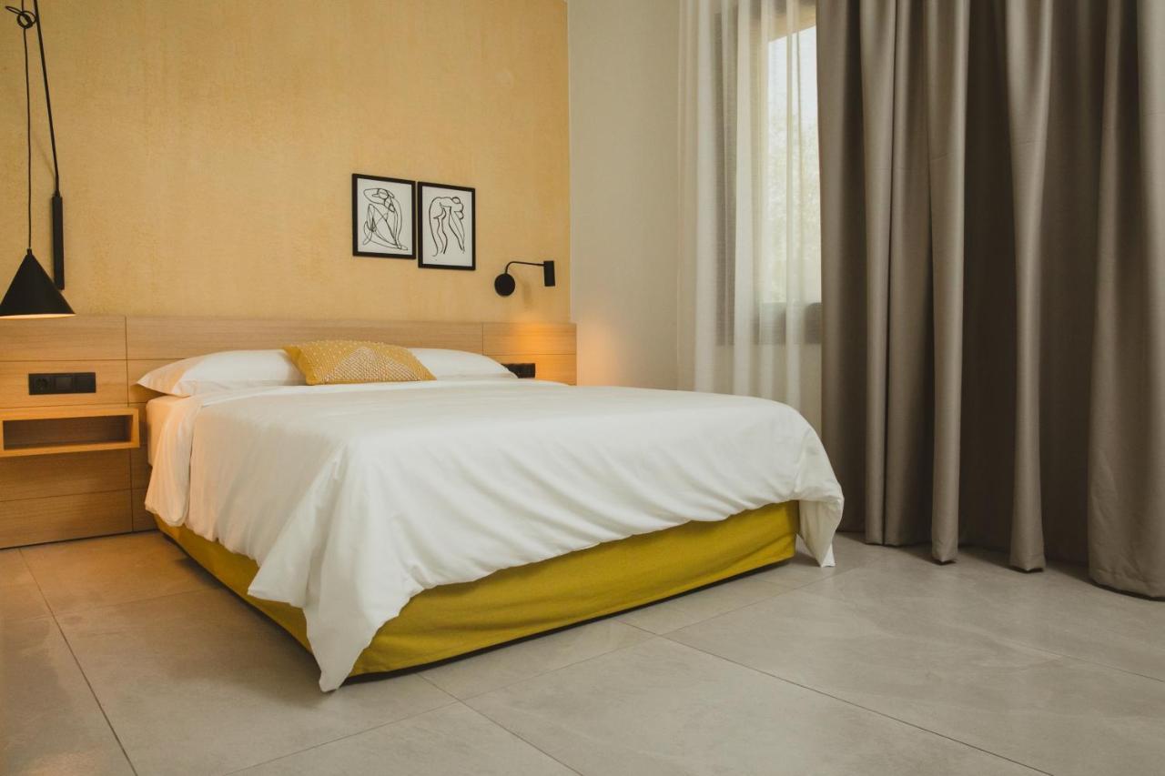 לימנאס Essentia Vita Comfy Suites מראה חיצוני תמונה