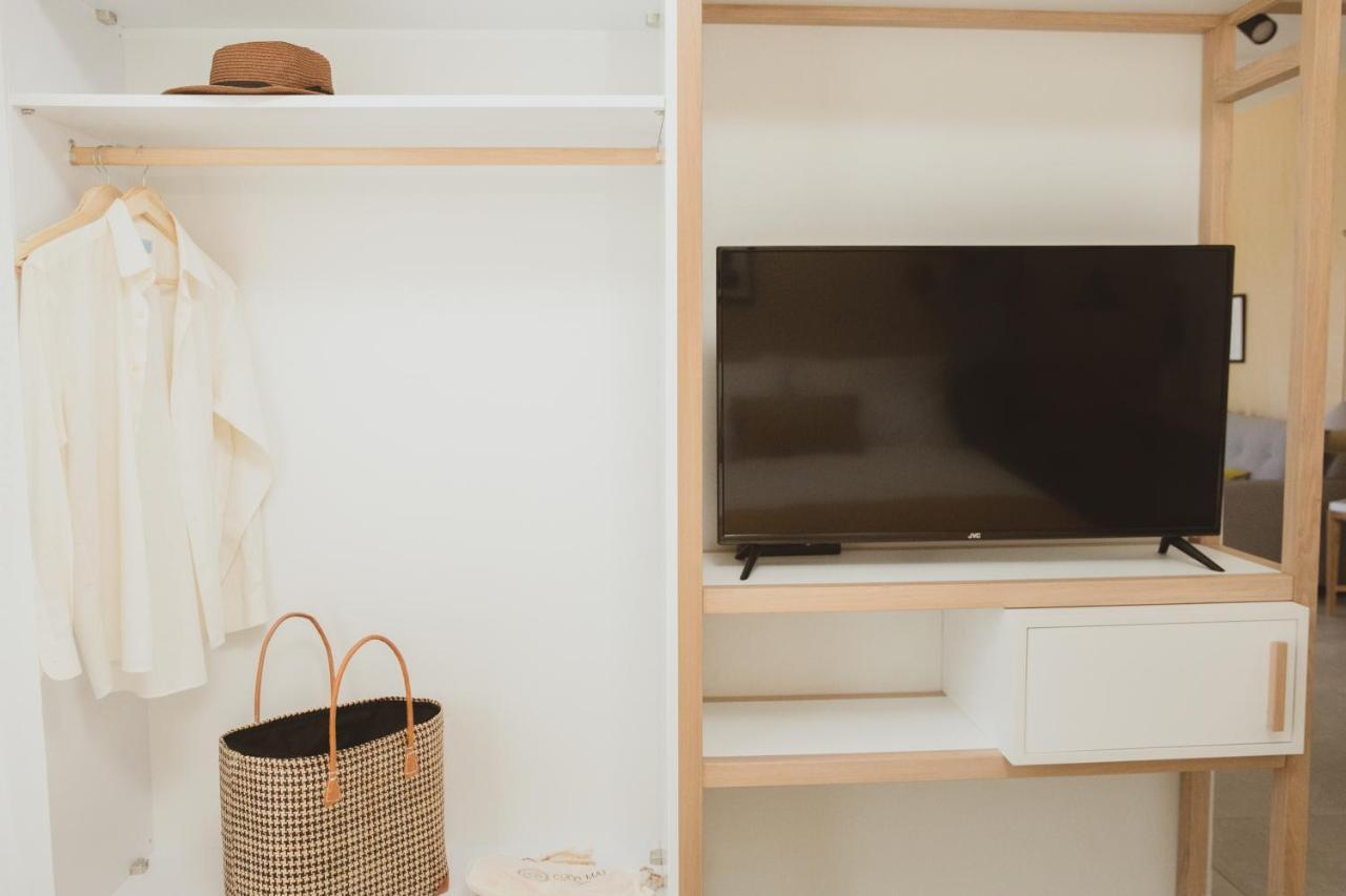 לימנאס Essentia Vita Comfy Suites מראה חיצוני תמונה